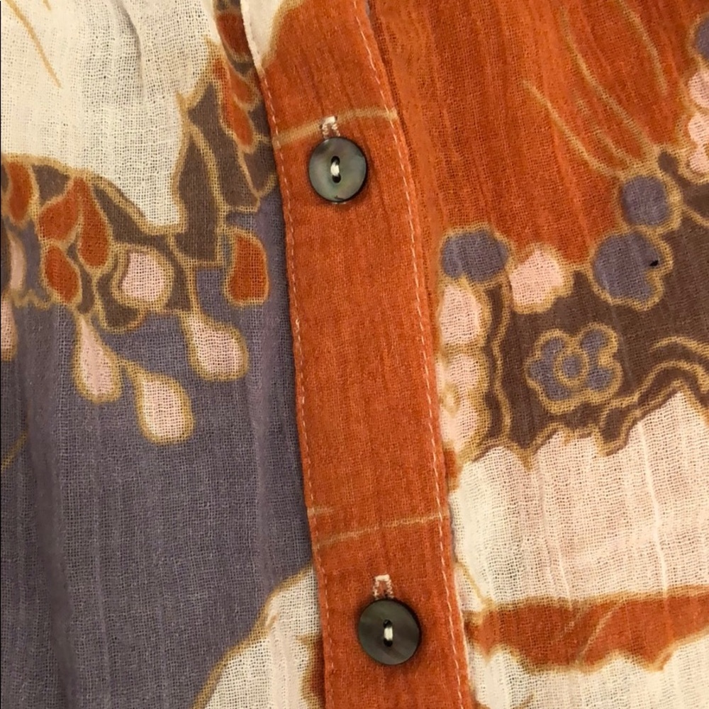 Joie Button Front Halter Top Size Medium - image 3